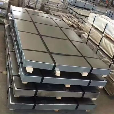 1000-2200mm Width Black Carbon Steel Plate Sheet for Low Temperature Wear Resistance and Cold Rolled Chequered Base Lamina