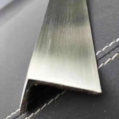 Q235B/Q355B/SS400/SS490/ST52/Q390B/Q420B/S235JR/S275JR/S355JR Grade Stainless Steel Angle Bar for Hot Cold Rolled Steel
