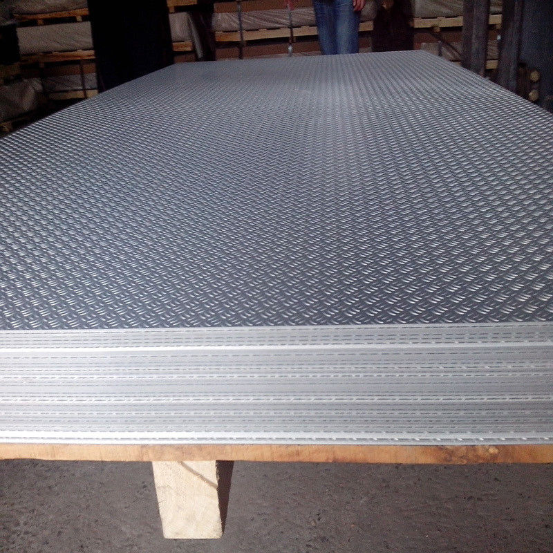 Coated Hot Rolled Weld Carbon Chequered Steel Sheet with Coated Surface and Thickness 0.5-20mm